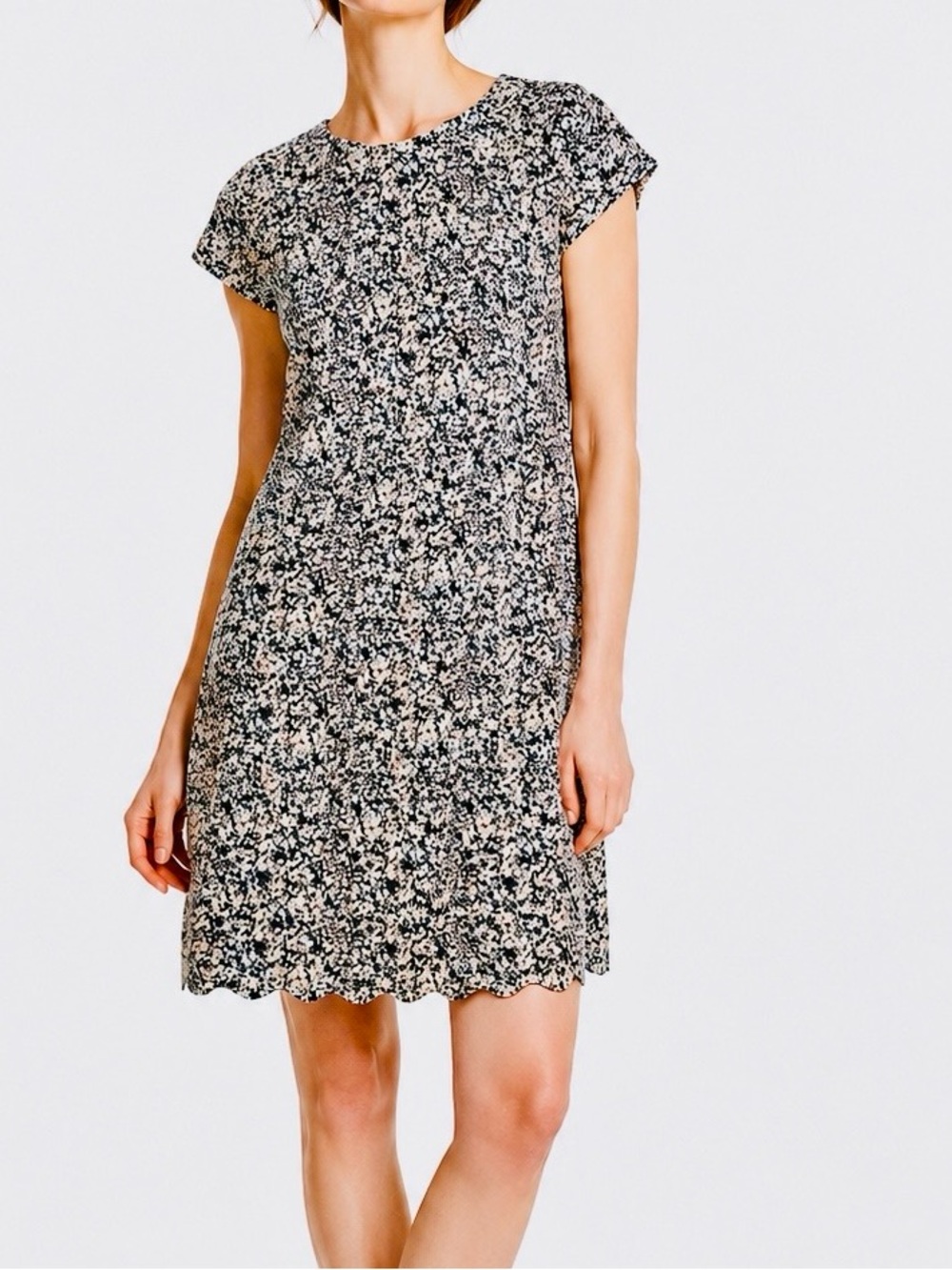 CLUB MONACO Silk & Wool Blend Speckled Shift Dress w Cap Sleeves & Scalloped Hem